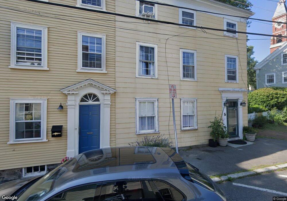 5 Middle St, Marblehead, MA 01945 - photo 1