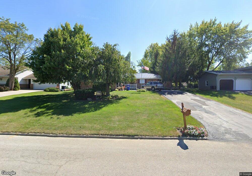 827 Edgehill Rd, Findlay, OH 45840 - photo 1