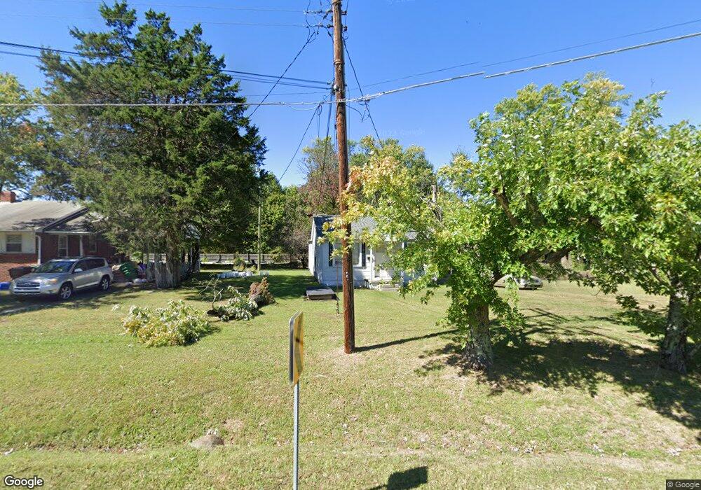 806 Hickory Chapel Rd, High Point, NC 27260 - photo 1