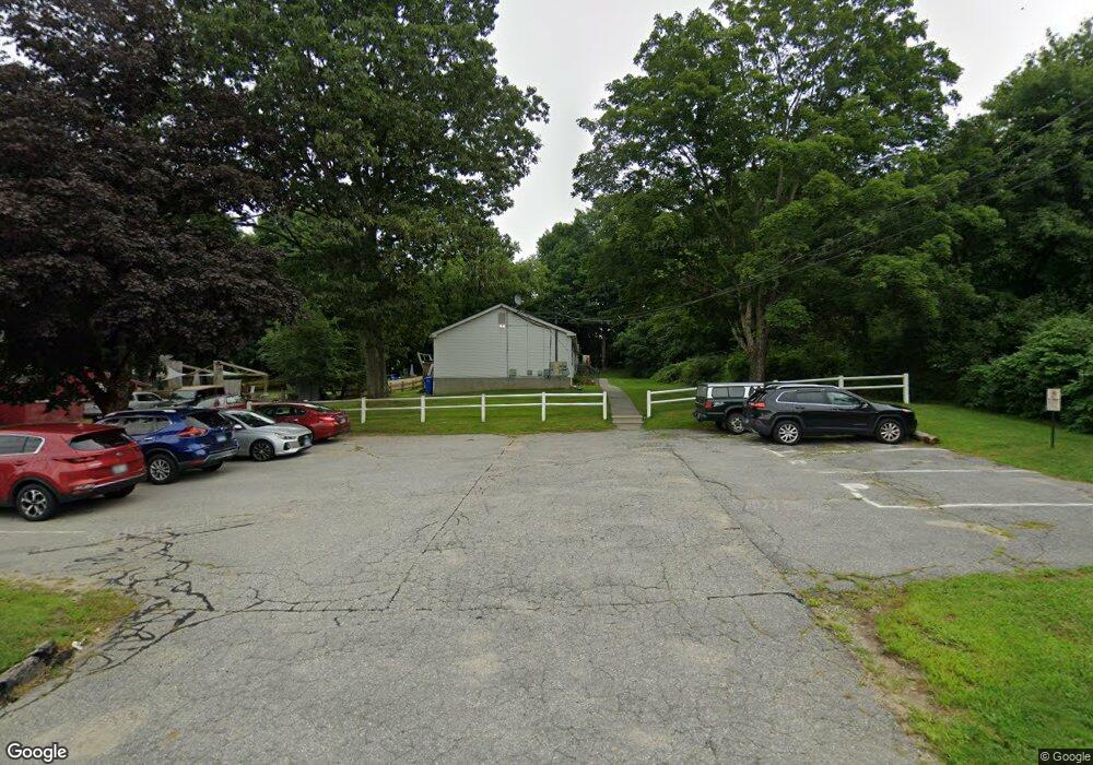 112 S Chestnut St unit 3, Brooklyn, CT 06234 - photo 1