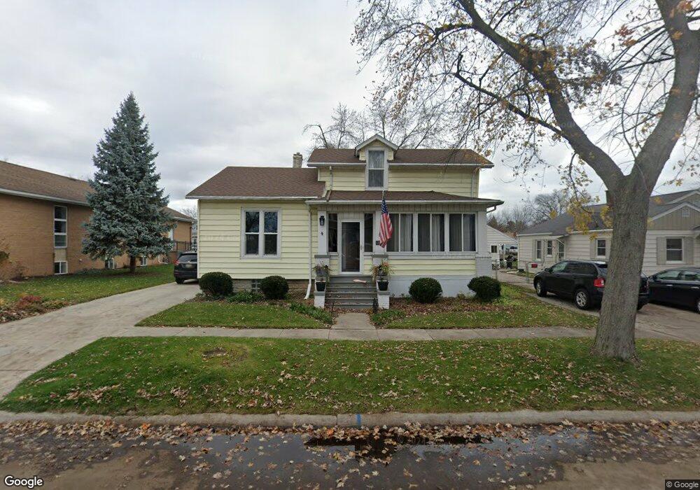 1327 Chestnut St, Port Huron, MI 48060 - photo 1