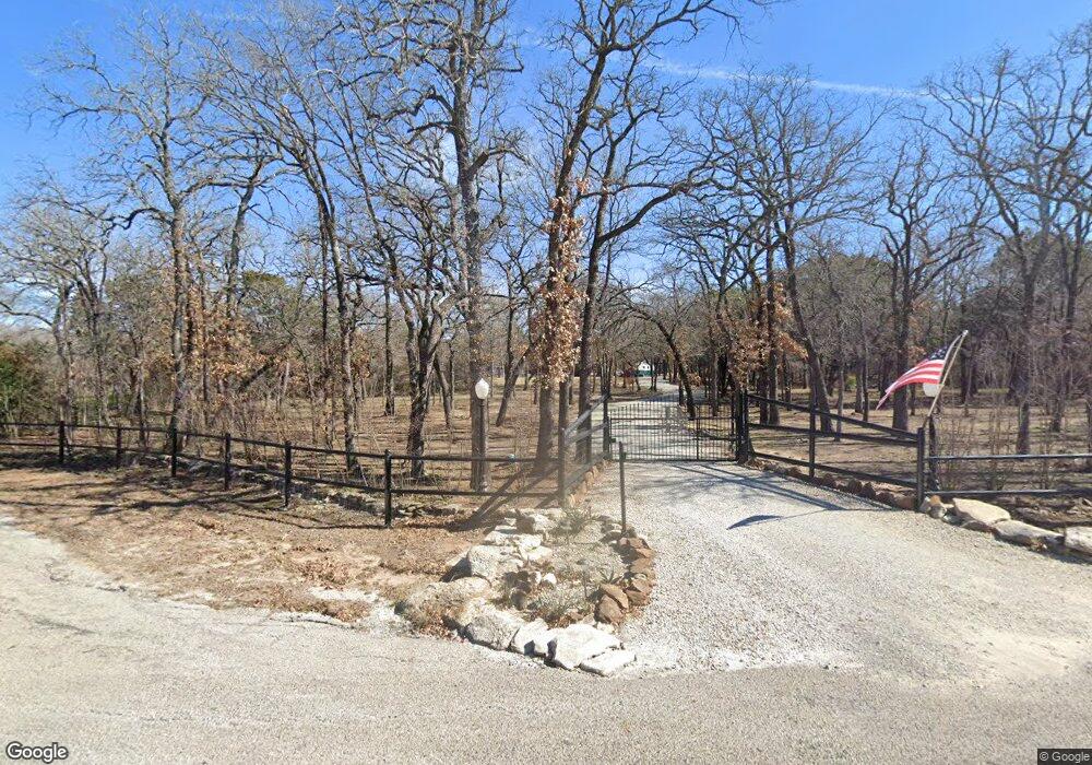 623 E Woodcreek Ct, Granbury, TX 76049 - photo 1