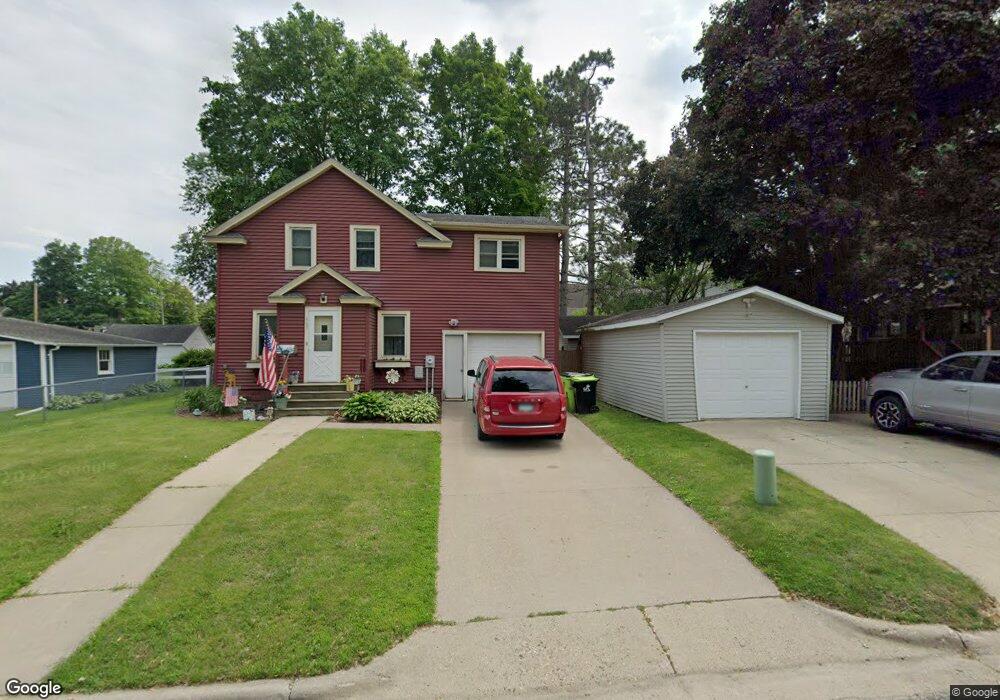 665 W 2nd St, Zumbrota, MN 55992 - photo 1