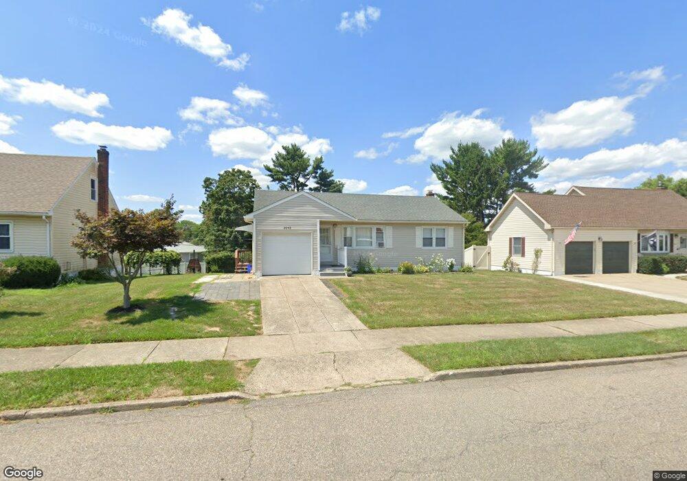 3043 Shakespeare Rd, Bethlehem, PA 18017 - photo 1