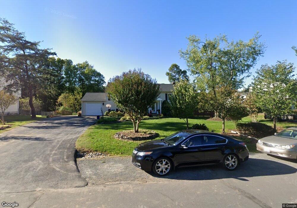 2328 Archdale Rd, Reston, VA 20191 - photo 1