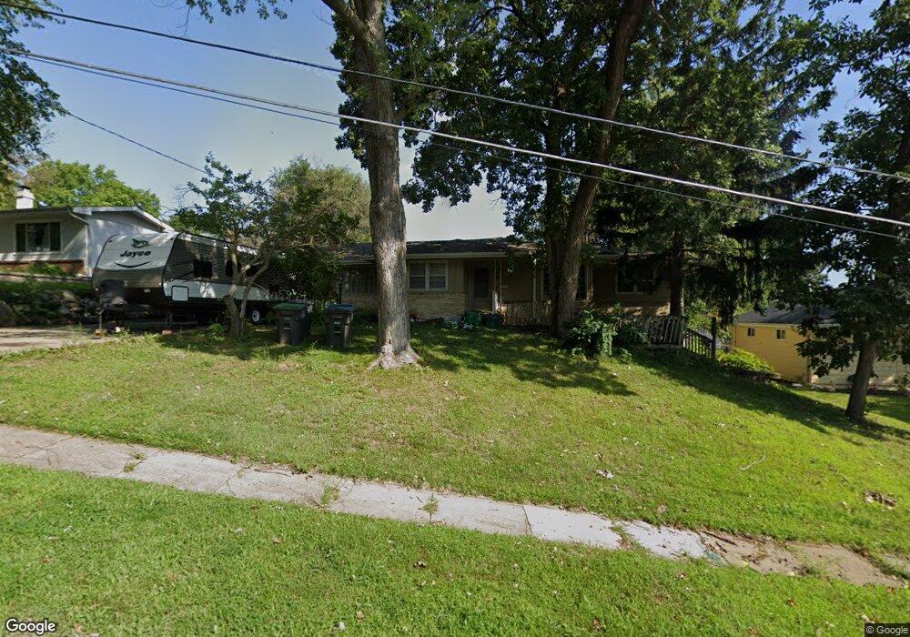 2523 Sherwood Dr, Des Moines, IA 50310 - photo 1