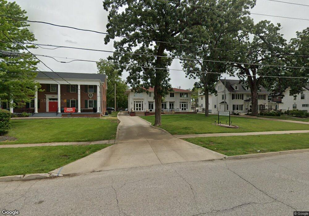 1235 34th St, Des Moines, IA 50311 - photo 1