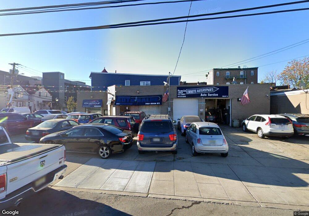 703 30th St, Union City, NJ 07087 - photo 1