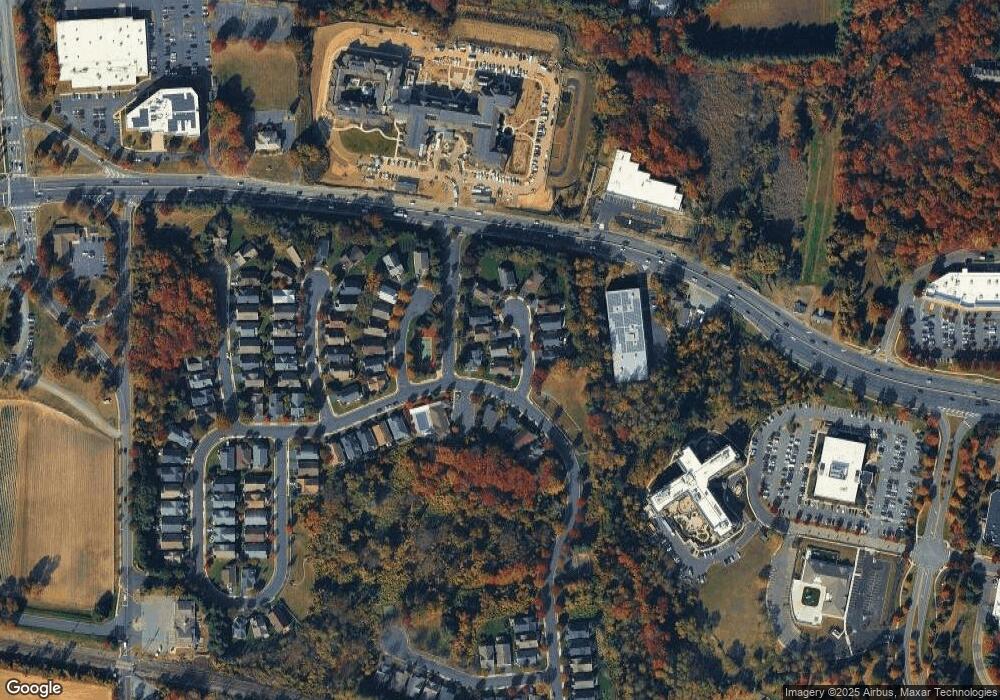 98 Iris Ct, Holmdel, NJ 07733 - photo 1