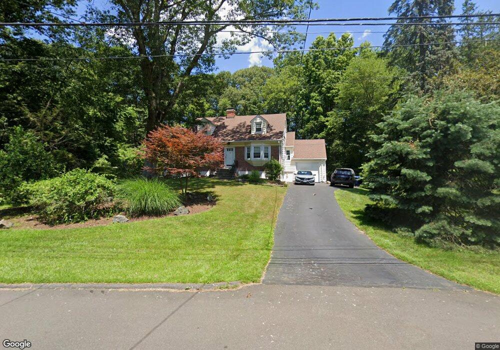 5 N Forest Cir, West Haven, CT 06516 - photo 1