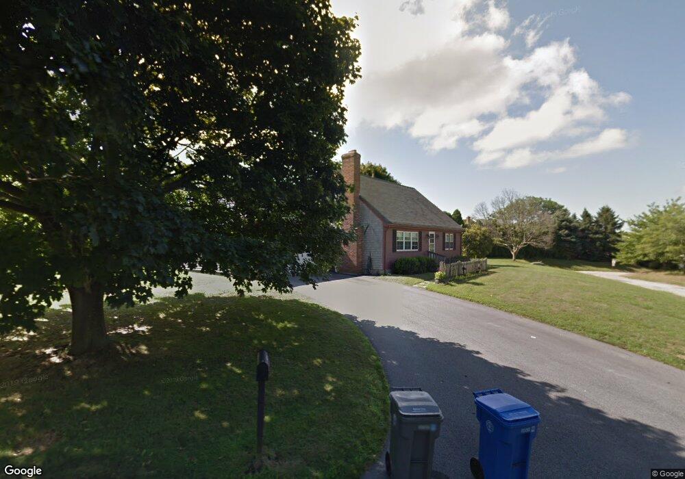 8 Ellen Rd, Middletown, RI 02842 - photo 1