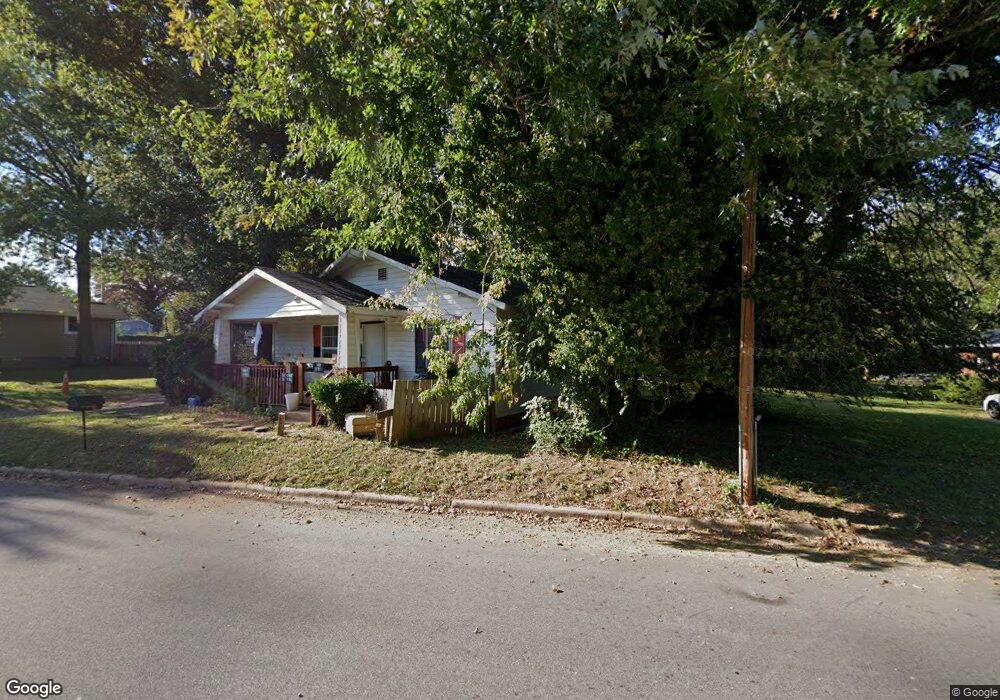 1005 E Kearns Ave, High Point, NC 27260 - photo 1