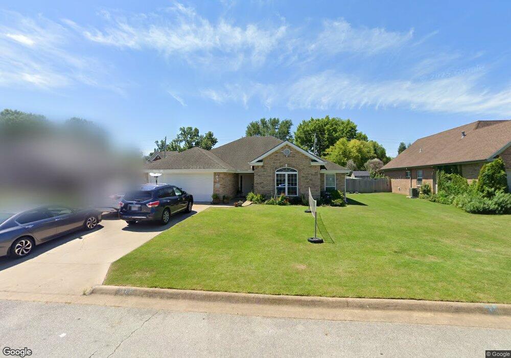 1401 Sanford Dr, Bentonville, AR 72712 - photo 1