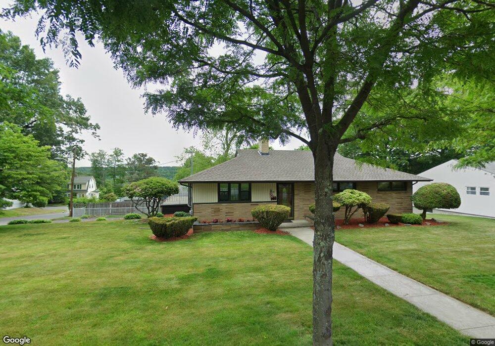 40 Oneida Ave, Worcester, MA 01606 - photo 1