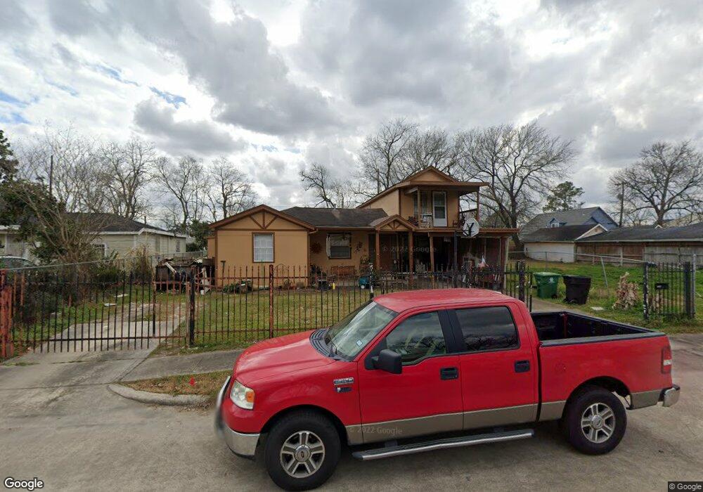 4622 Dewberry St, Houston, TX 77021 - photo 1