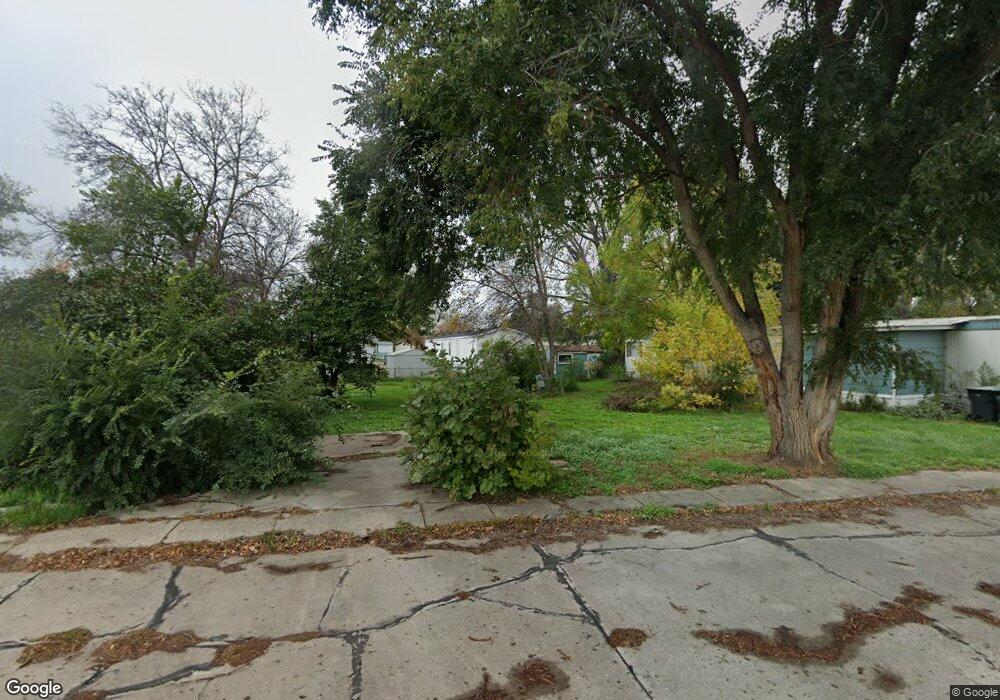 409 E Prairie Ln, Mandan, ND 58554 - photo 1