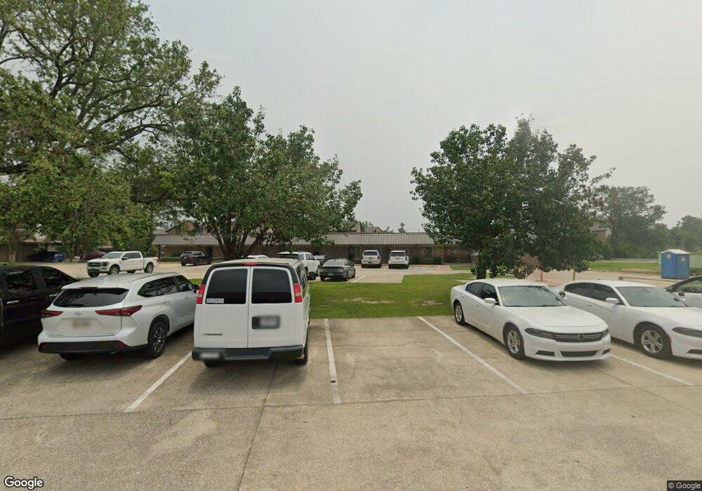 803 W Bayou Pines Dr, Lake Charles, LA 70601 - photo 1