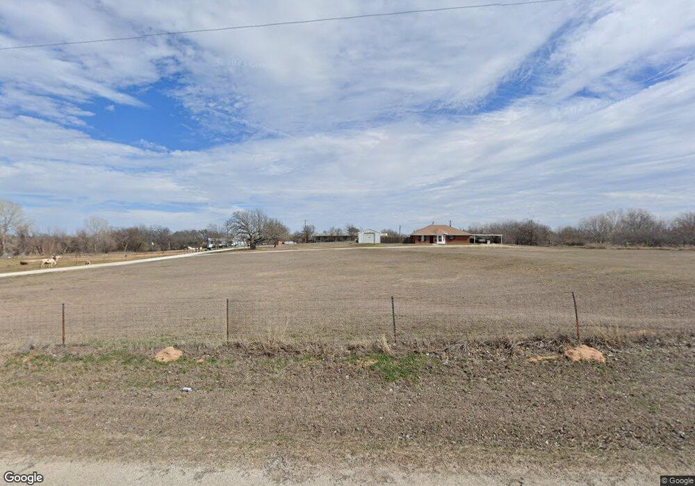 802 Rhoades Ln, Springtown, TX 76082 - photo 1