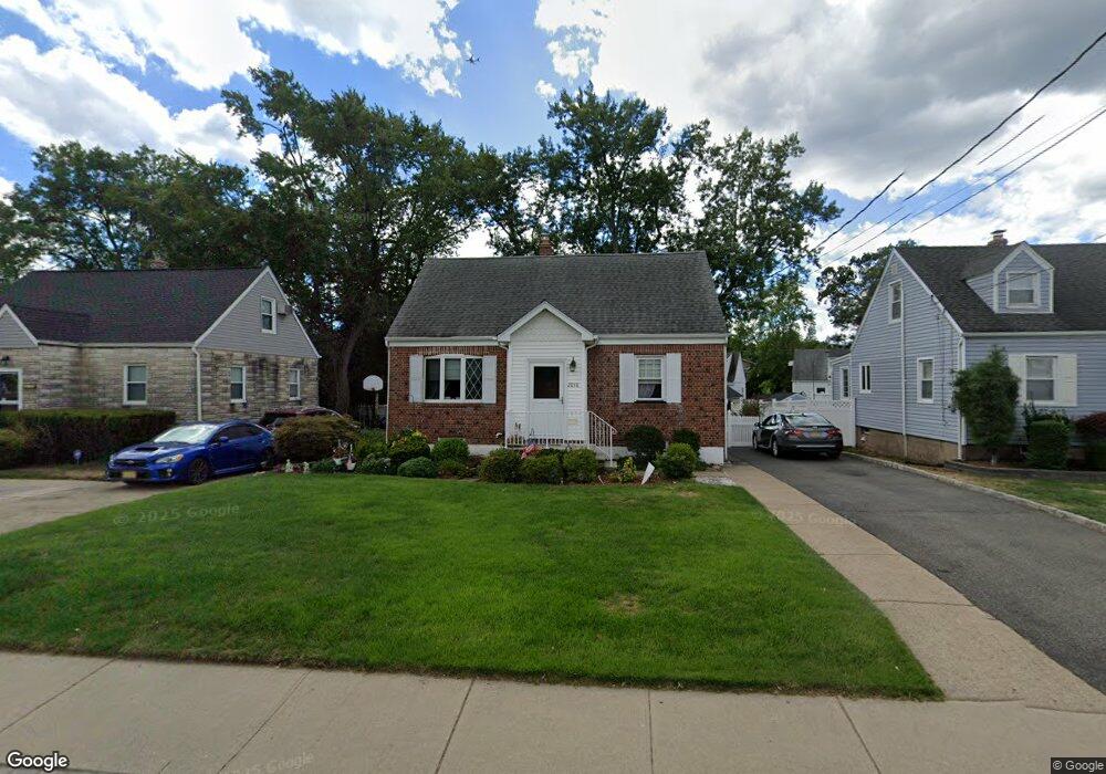 20-10 Saddle River Rd, Fair Lawn, NJ 07410 - photo 1