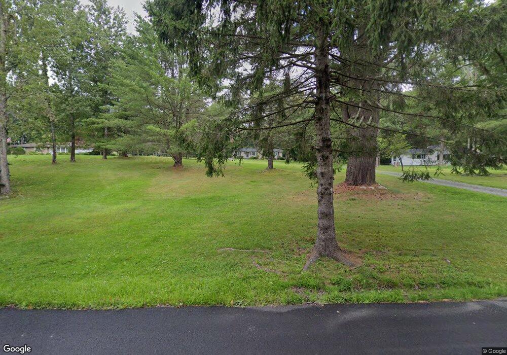 167 Market Rd, Greeley, PA 18425 - photo 1