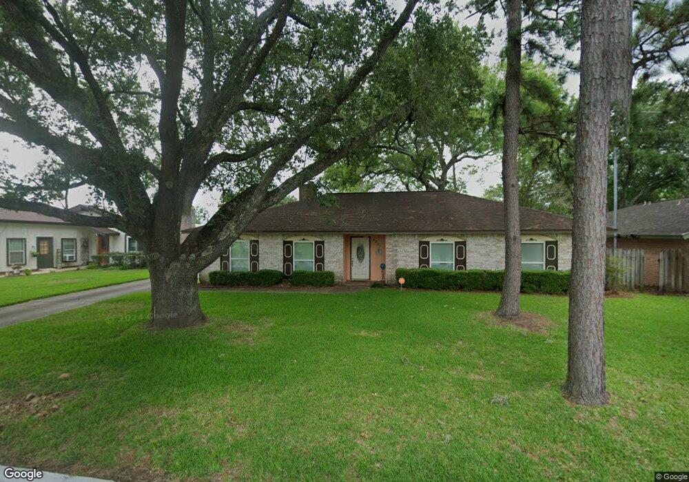 4211 Ravine Dr, Friendswood, TX 77546 - photo 1