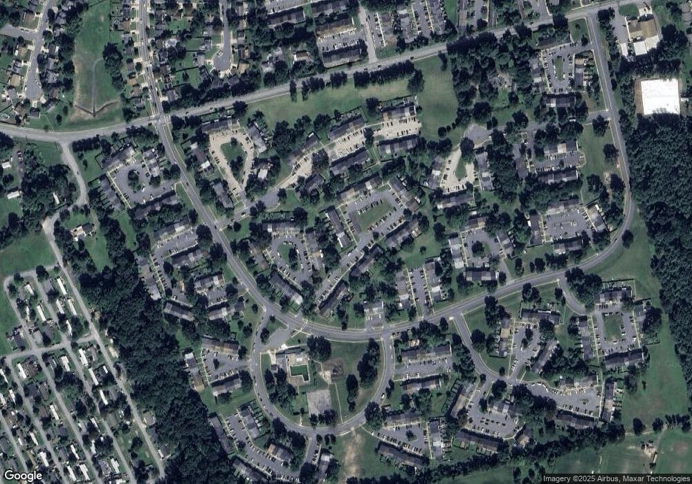 1360 Harford Square Dr, Edgewood, MD 21040 - photo 1