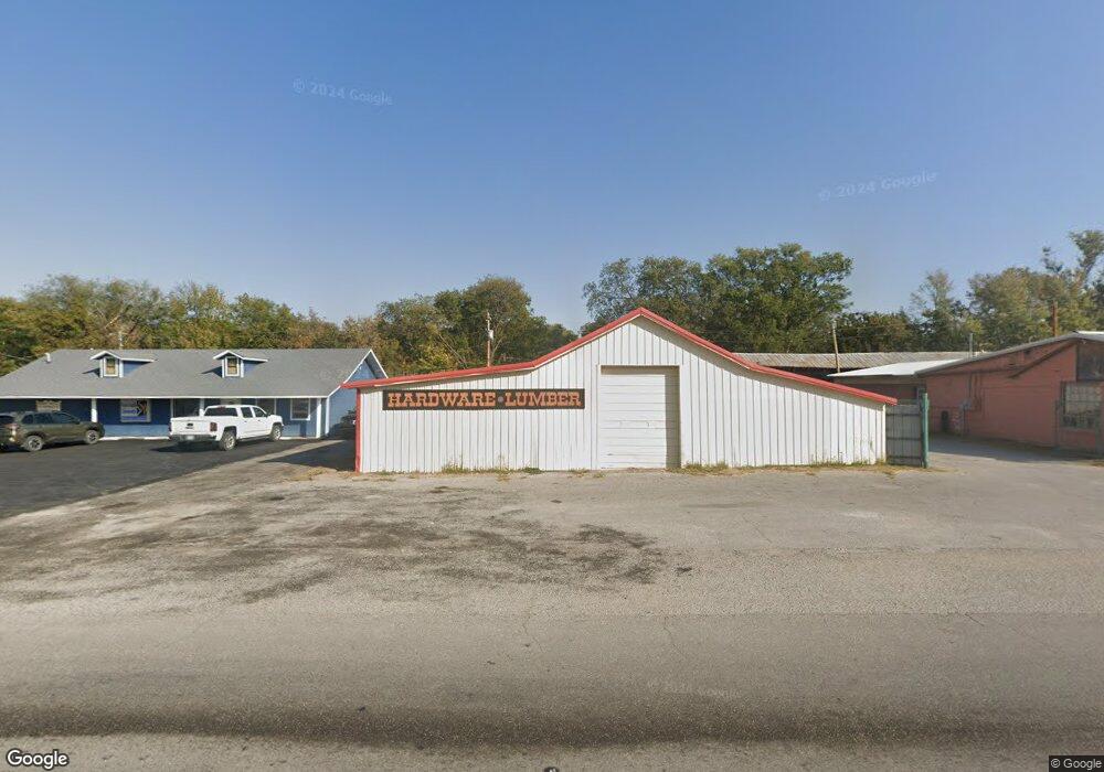 413 E Main St, Locust Grove, OK 74352 - photo 1