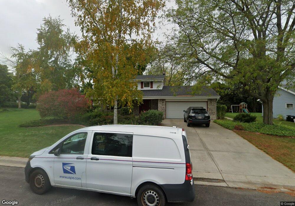 W164N10425 Timberline Ct, Germantown, WI 53022 - photo 1