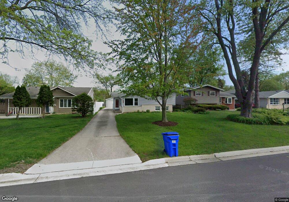 1011 E Elm St, Wheaton, IL 60189 - photo 1