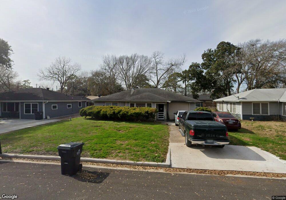 1504 Ward St, Rosenberg, TX 77471 - photo 1