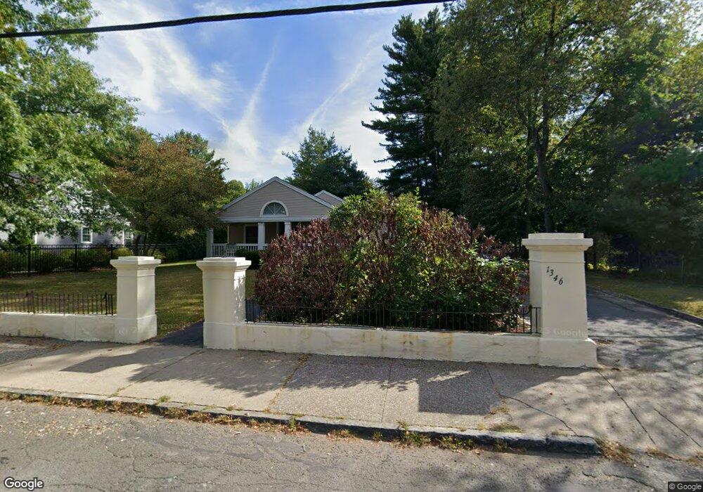 1346 Northampton St, Holyoke, MA 01040 - photo 1