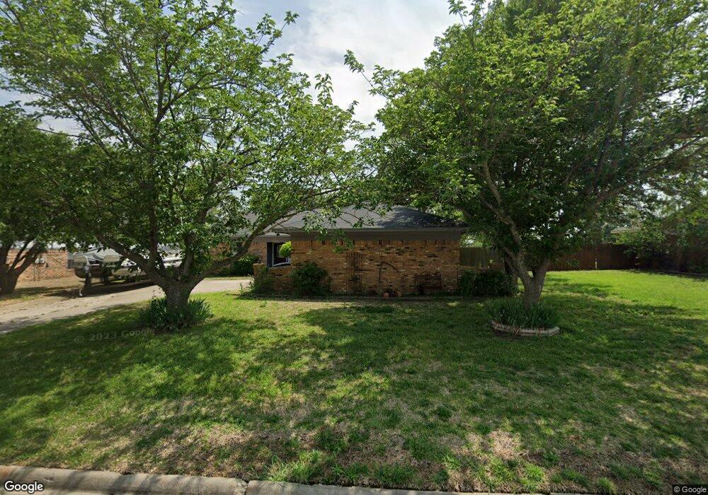 2003 Tulane Ave, Gainesville, TX 76240 - photo 1