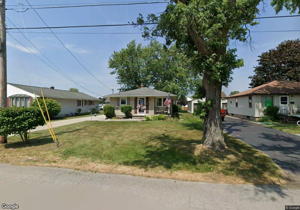 820 Lee Ave, North Tonawanda, NY 14120 - photo 1