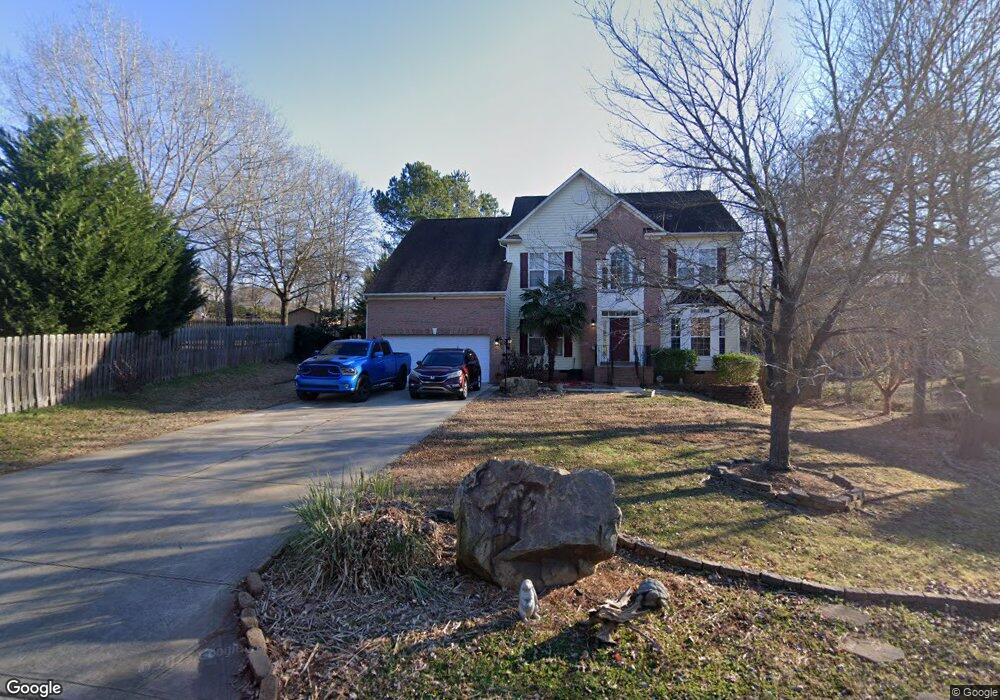 807 Thornapple Ct, Clover, SC 29710 - photo 1