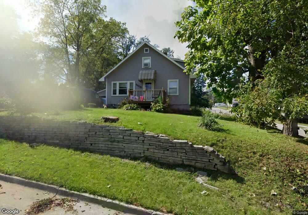 5800 SE 2nd St, Des Moines, IA 50315 - photo 1