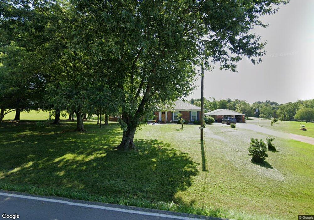 8321 Cedar Creek Rd, Louisville, KY 40291 - photo 1