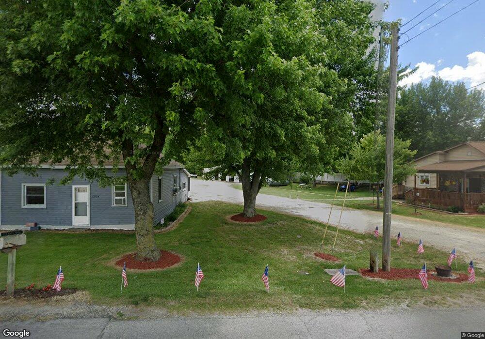 1126 N Wayne St, Warren, IN 46792 - photo 1