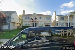 421 Barnard Ave, Cedarhurst, NY 11516
