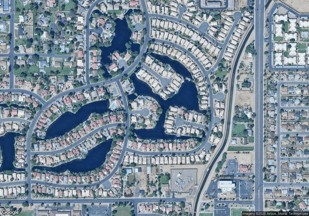 1712 E Butler Cir, Chandler, AZ 85225 - photo 1