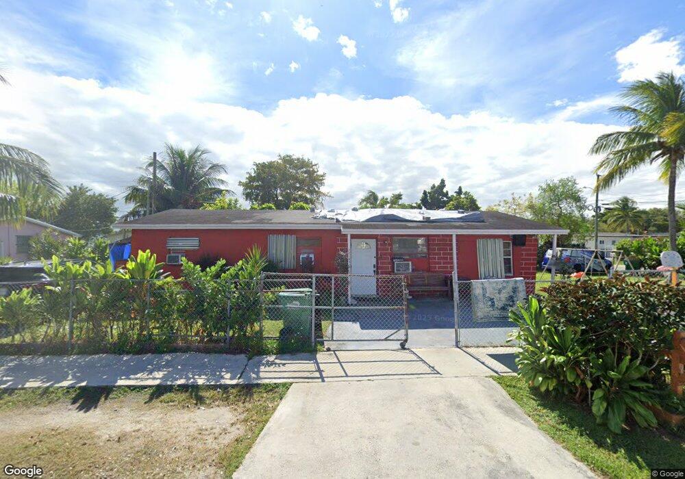 22105 SW 108th Ave, Miami, FL 33170 - photo 1