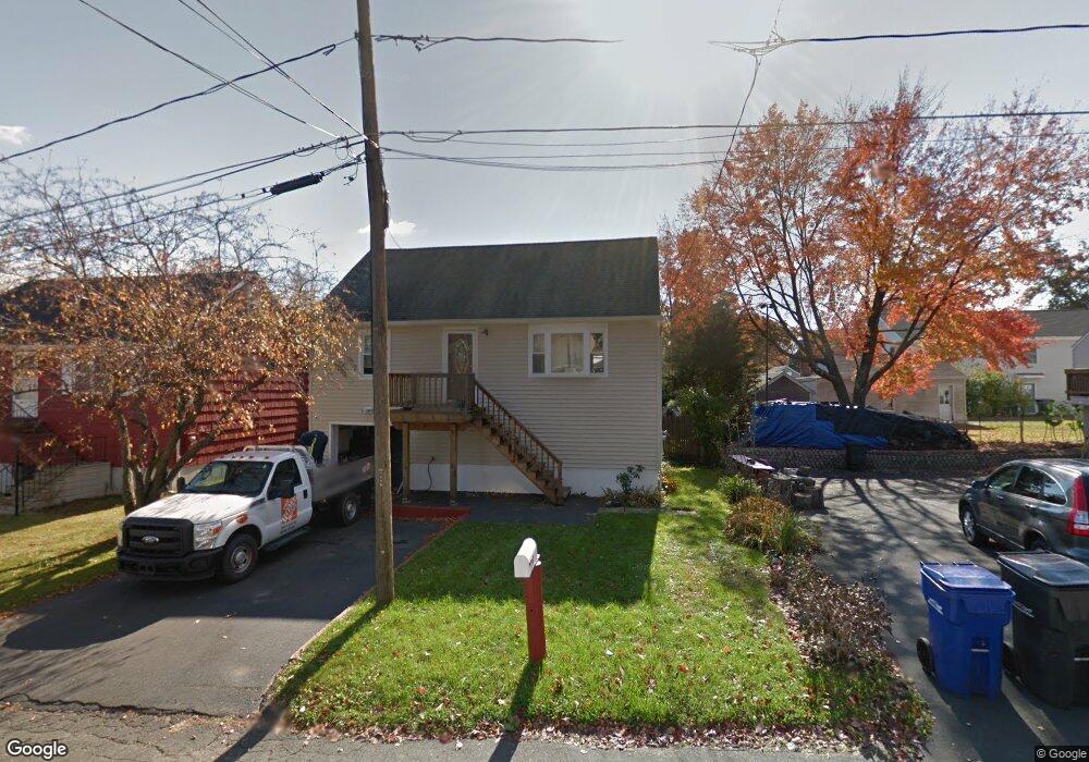 2 Birch St unit 1, Danbury, CT 06810 - photo 1