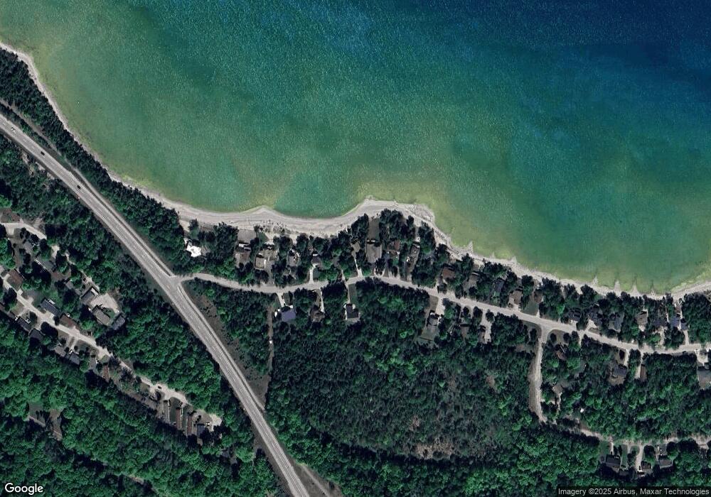 7333 9 Mile Pointe Dr, Charlevoix, MI 49720 - photo 1