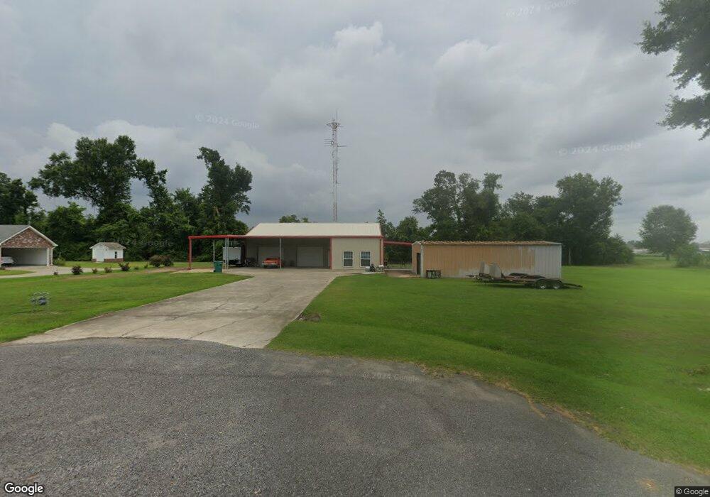 2220 Pecan Dr, Lake Charles, LA 70605 - photo 1