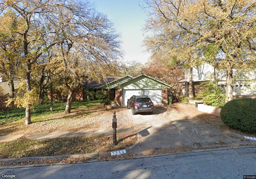 2233 Mountainview Dr, Hurst, TX 76054 - photo 1