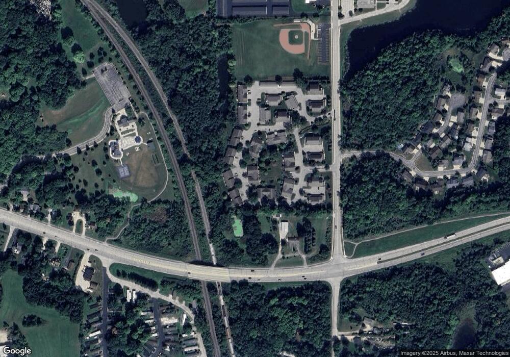 541 Slinger Rd unit H4, Slinger, WI 53086 - photo 1