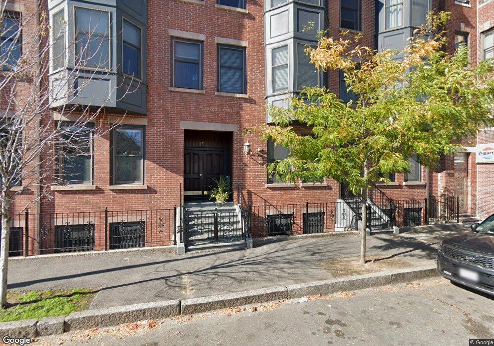 877 Harrison Ave unit 3, Boston, MA 02118 - photo 1