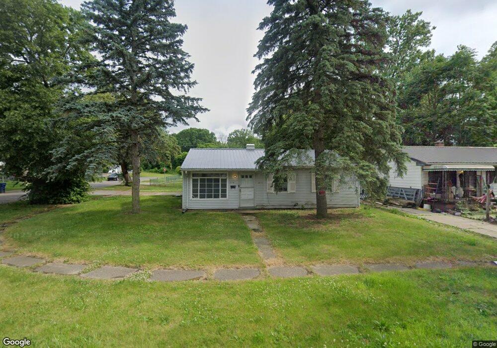 2516 Beta Ln, Flint, MI 48506 - photo 1