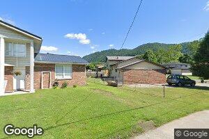 30 E Boomer St, Mount Carbon, WV 25139