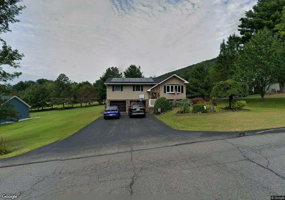 16 Academy Ln, Ashland, PA 17921 - photo 1