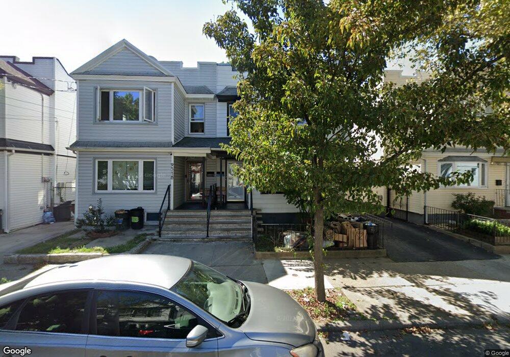 9516 105th St, Ozone Park, NY 11416 - photo 1